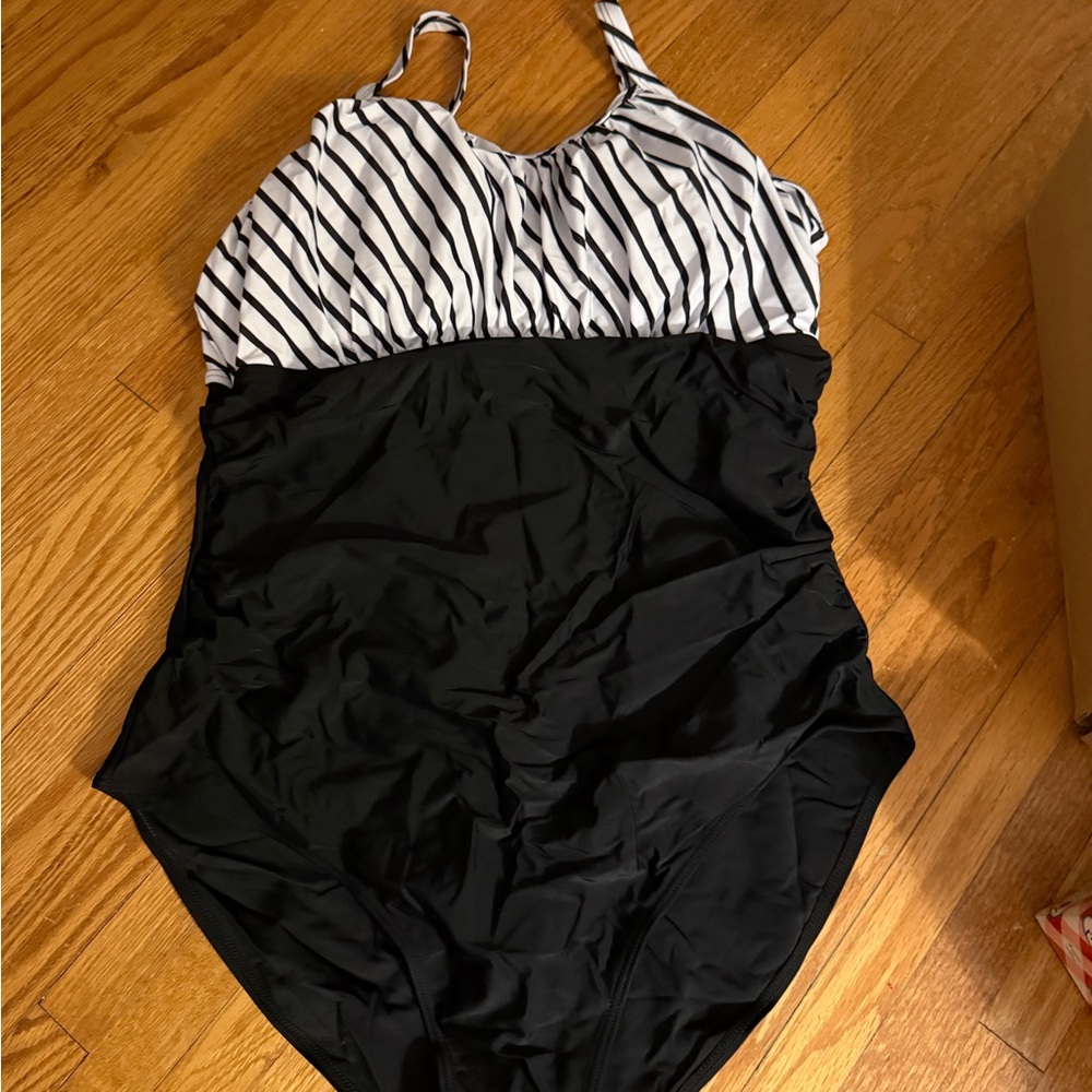 Striped Black and White Swimsuit sz 2x